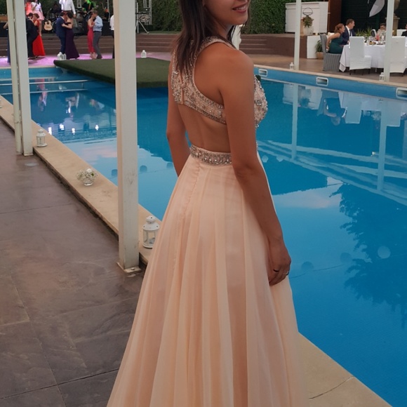 MAC DUGGAL embellished chiffon dress, peach colour - Picture 1 of 4